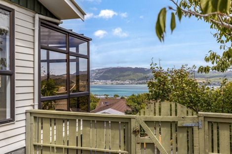 Photo of property in 19 Forth Place, Papakowhai, Porirua, 5024