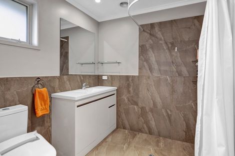 Photo of property in 35 Cloten Road, Stratford, 4332