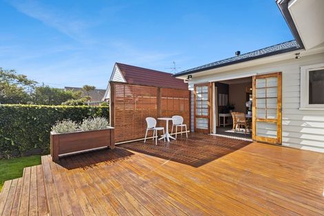 Photo of property in 58 Inglis Street, Seatoun, Wellington, 6022
