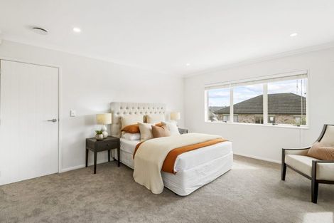 Photo of property in 5 Wye Oak Drive, Schnapper Rock, Auckland, 0632