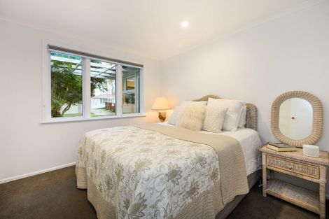 Photo of property in 8 Waterloo Crescent, Hokowhitu, Palmerston North, 4410
