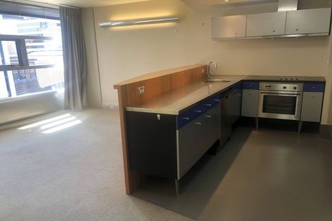Photo of property in St Pauls Apartments, 94/43u Mulgrave Street, Thorndon, Wellington, 6011