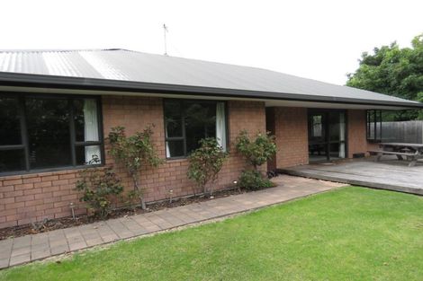 Photo of property in 42 Moreland Avenue, Papanui, Christchurch, 8053