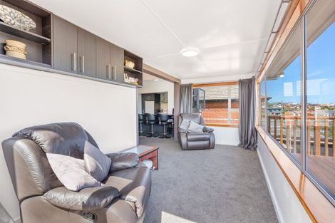 Photo of property in 48 Tomahawk Road, Andersons Bay, Dunedin, 9013