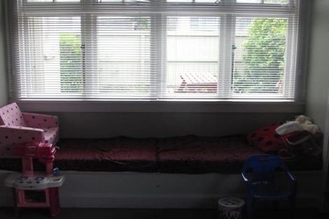 Photo of property in 3/1000 Colombo Street, St Albans, Christchurch, 8014