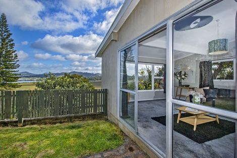 Photo of property in 30 George Point Road, Onerahi, Whangarei, 0110