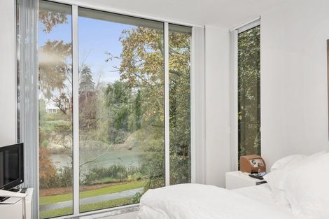 Photo of property in 1a Hamilton Parade, Hamilton Central, Hamilton, 3204