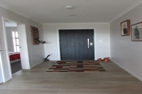 Photo of property in 12 Costello Drive, Ngatea, 3503