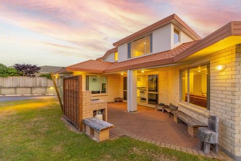 Photo of property in 27 Millennium Hill, Paraparaumu, 5032
