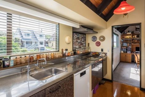 Photo of property in 10 Virginia Grove, Brooklyn, Wellington, 6021