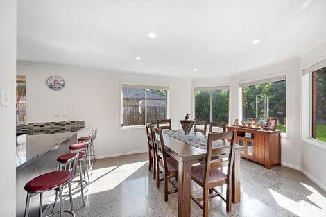 Photo of property in 28 Arataki Road, Havelock North, 4130