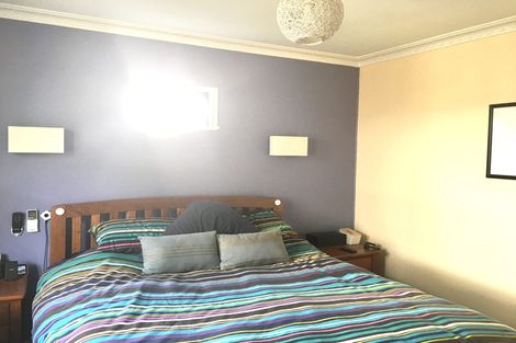 Photo of property in 2/6 Alana Place, Mount Wellington, Auckland, 1060