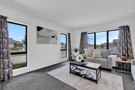 Photo of property in 7 Derwent Place, Flagstaff, Hamilton, 3210