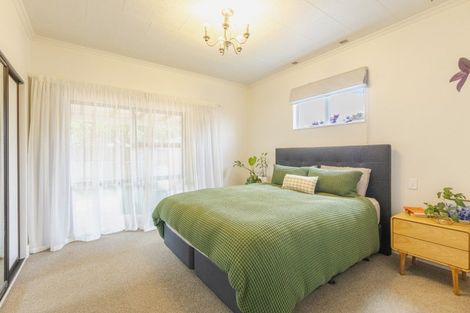Photo of property in 8 Goodger Street, Waipukurau, 4200
