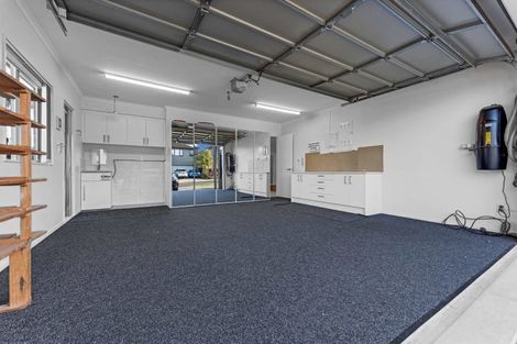 Photo of property in 4 Bruckless Drive, Flat Bush, Auckland, 2019
