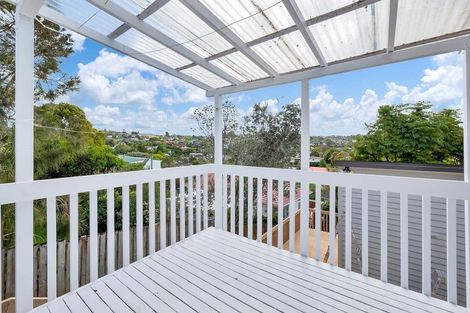 Photo of property in 34 Oaktree Avenue, Browns Bay, Auckland, 0630