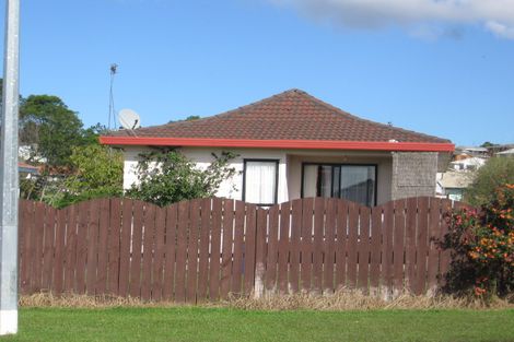 Photo of property in 166 Solar Road, Glen Eden, Auckland, 0602
