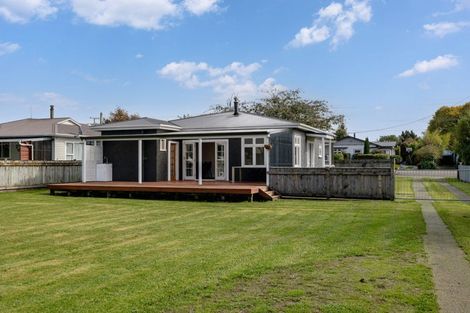 Photo of property in 17 Arthur Street, Pahiatua, 4910
