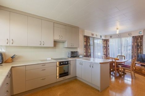 Photo of property in 710 Rainbow Avenue, Parkvale, Hastings, 4122