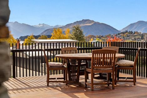 Photo of property in 148 Warren Street, Wanaka, 9305