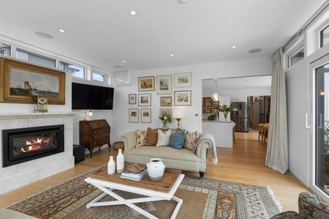 Photo of property in 62a Holly Road, St Albans, Christchurch, 8014