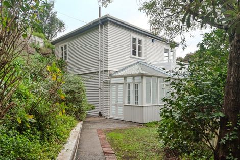 Photo of property in 100 Barnard Street, Wadestown, Wellington, 6012