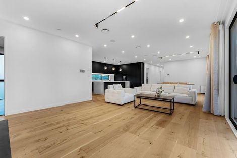 Photo of property in 6 Peet Row, Pokeno, 2471