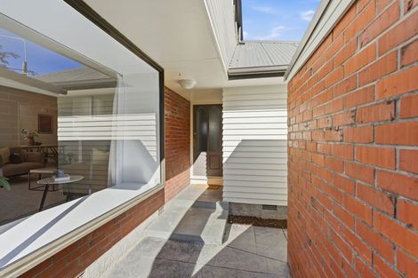 Photo of property in 1/318 Withells Road, Avonhead, Christchurch, 8042