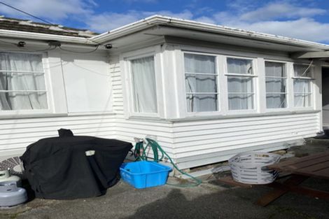 Photo of property in 31 Atiawa Crescent, Waiwhetu, Lower Hutt, 5010