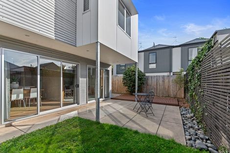 Photo of property in 17 Brockworth Place, Riccarton, Christchurch, 8011