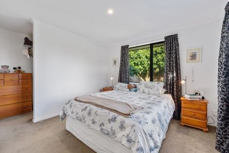Photo of property in 21 Brompton Close, Richmond Heights, Taupo, 3330