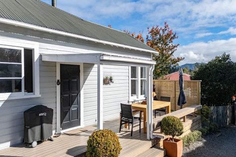 Photo of property in 34 Fisher Place, Carterton, 5713