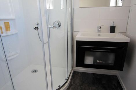 Photo of property in 22f4- Liverpool Street, Trentham, Upper Hutt, 5018