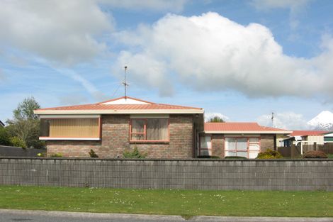 Photo of property in 1/66 Rewa Street, Inglewood, 4330