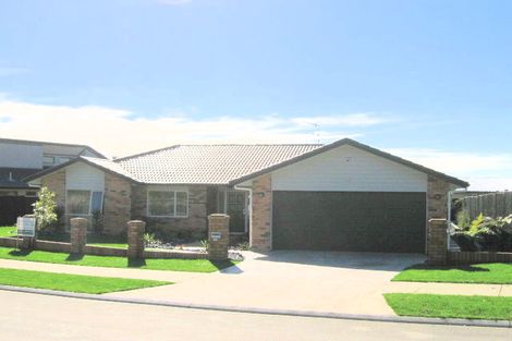 Photo of property in 35 Leafield Crescent, Henderson, Auckland, 0612