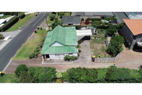 Photo of property in 12 Marie Avenue, Red Beach, 0932