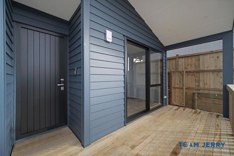 Photo of property in 43 Tributary Parade, Karaka, 2113