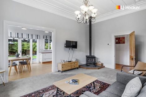 Photo of property in 73 Royal Crescent, Saint Kilda, Dunedin, 9012