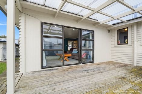 Photo of property in 17 Neptune Street, Dannevirke, 4930