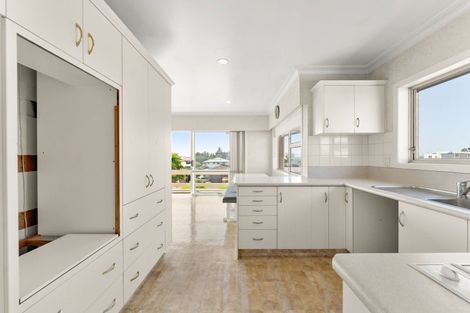 Photo of property in 12 Ulster Street, Mount Maunganui, 3116