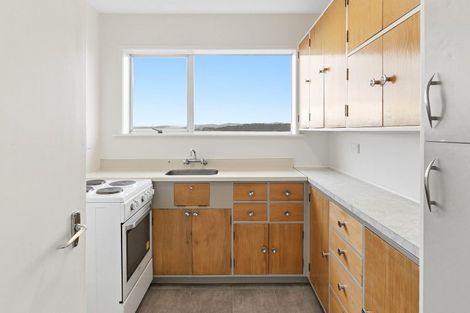 Photo of property in Grafon Court Flats, 5/53 Grafton Road, Roseneath, Wellington, 6011