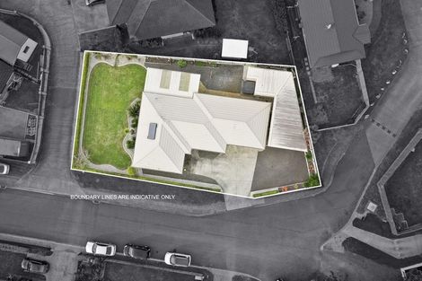 Photo of property in 13 O'sullivan Place, Waiuku, 2123