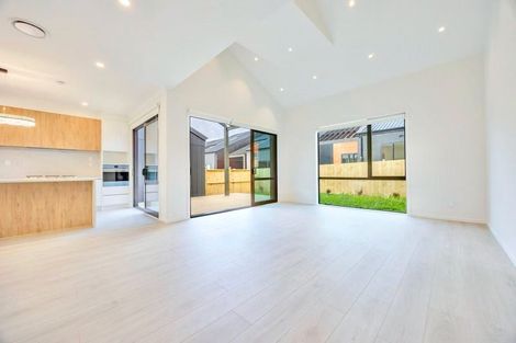 Photo of property in 13 Murray Grey Lane, Karaka, 2580