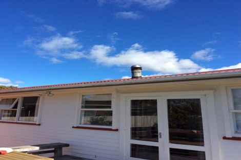 Photo of property in 13 Roby Street, Te Atatu Peninsula, Auckland, 0610