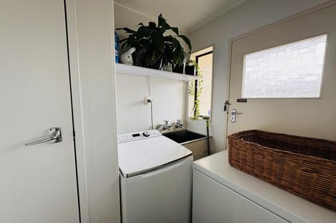 Photo of property in 11a Kaimanawa Street, Kelvin Grove, Palmerston North, 4414