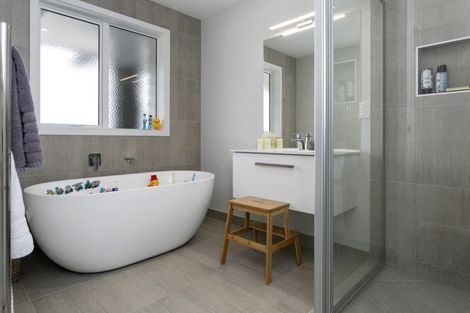 Photo of property in 9 Mike Smith Drive, Cambridge, 3434