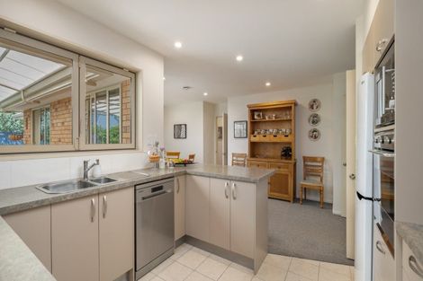 Photo of property in 32 Magnolia Drive, Springlands, Blenheim, 7201