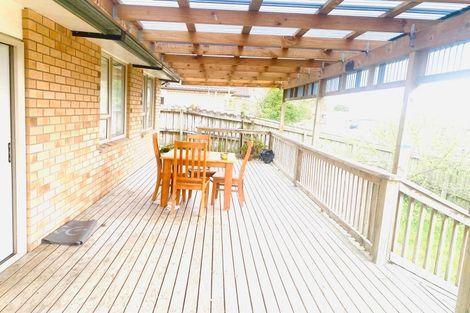 Photo of property in 1 Nykki Place, Papakura, 2110