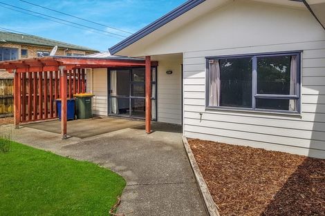 Photo of property in 186 Henderson Valley Road, Henderson, Auckland, 0612