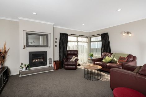 Photo of property in 112r Waikite Road, Welcome Bay, Tauranga, 3175